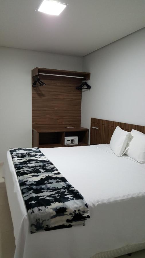 Manhattan Apart Hotel Caratinga Esterno foto